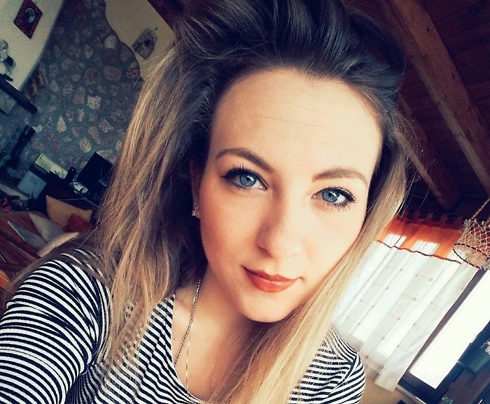 Ferita in esplosione, i sogni di Angela da Trapani a Parigi