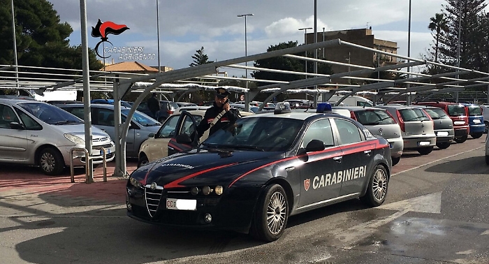 "Gang" in trasferta per "ripulire" due supermarket