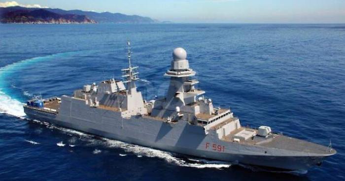 Incidente in mare tra nave Marina Militare e motopesca
