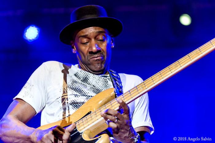 Marcus Miller, la stella del basso elettrico, in concerto a Palermo