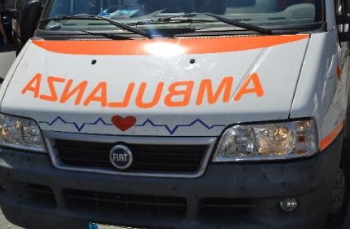 Palermo, scontro tra auto e moto:muore un 28enne, grave un ferito