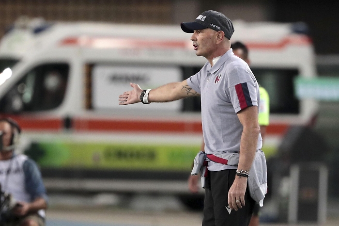 Mihailovic, che grinta! L'ex allenatore del Catania lascia l'ospedale per andare a guidare il Bologna dalla panchina