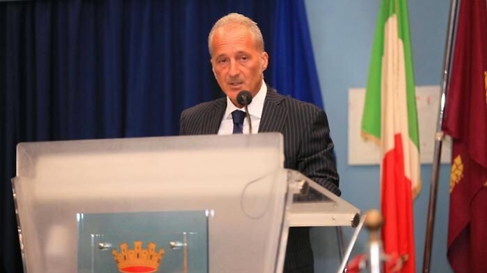 I primi tre mesi del questore &laquo;Catania, devi rispettare le regole&raquo;