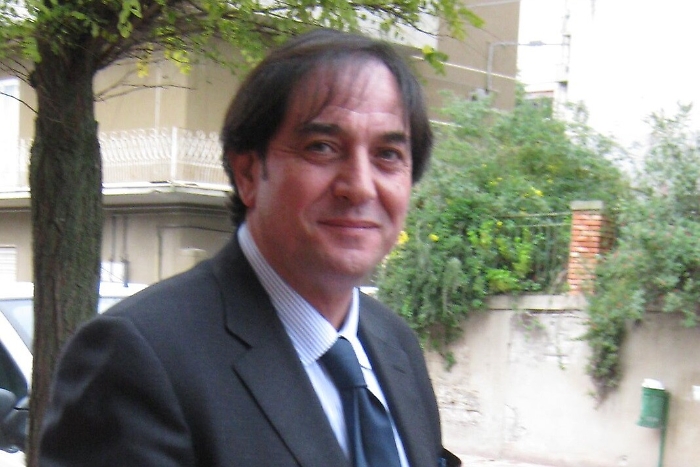 Incendiata l'auto assessore di Priolo