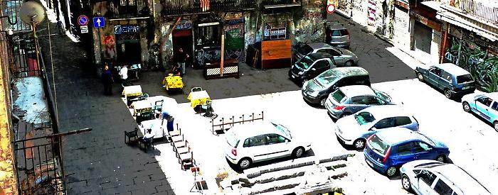 Turista molestata alla Vucciria, individuato il branco: sono tre minori