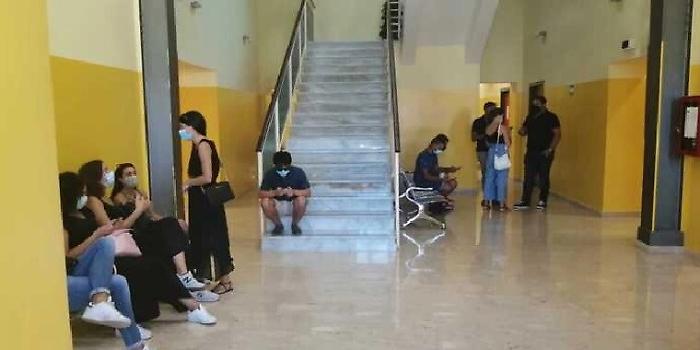 &laquo;Luce sulla morte di Lorenza&raquo;Ospedale di Lipari resta occupato