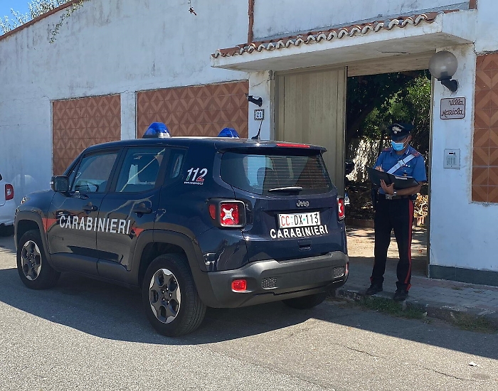 Messina, ventenne uccide nel sonno il padre a coltellate dopo una lite