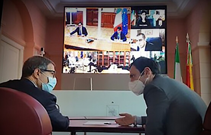 Dpcm di Natale: tutta l'ltalia zona gialla, resta coprifuoco alle 22 e ristoranti chiusi 