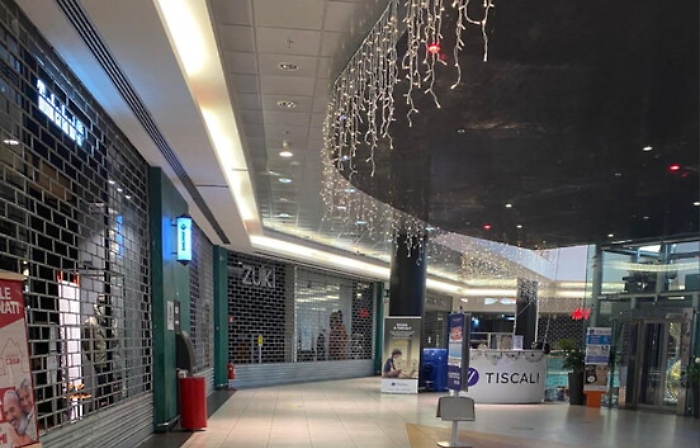 Catania, centri commerciali deserti: &laquo;Ma noi puntavamo tutto su dicembre...&raquo;