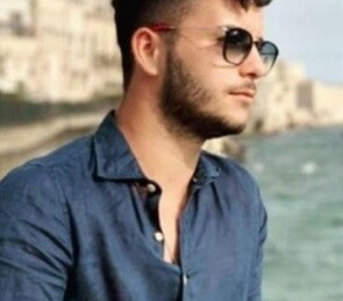 Siracusa, auto contro guard rail: muore un diciottenne