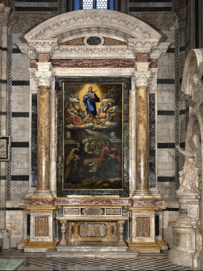 Restaurato altare in Cattedrale di Siena