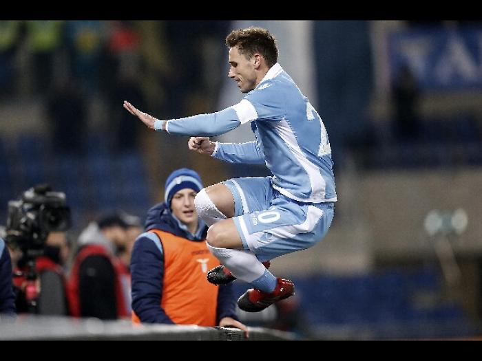 Lazio: Biglia "Rinnovo? Io ne ho voglia"