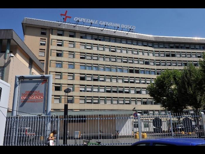 Prof punisce studente, botte da parenti