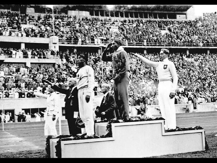 Viareggio,i cimeli di Maffei allo stadio