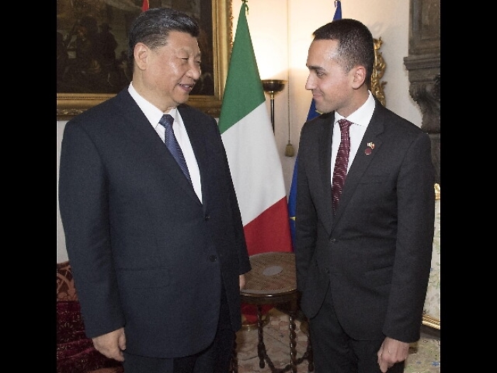 Xi invita Di Maio al tavolo dei leader