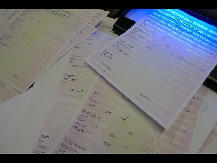 Mazzette in questura a Modena