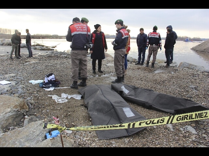 7mila migranti fermati a confini Turchia