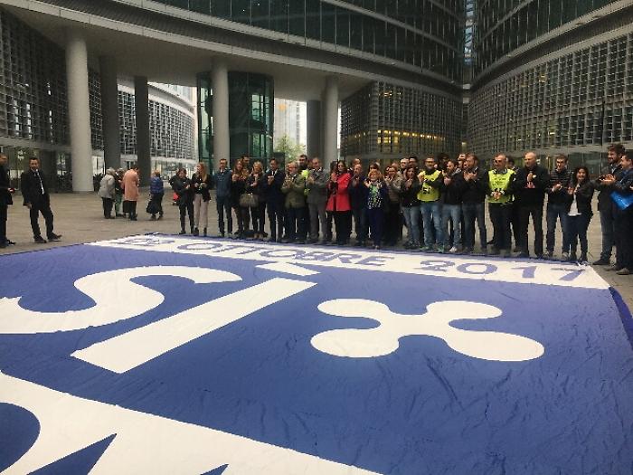 Referendum, Lega manifesta per il S&igrave;