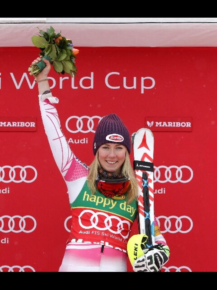 Sci: Hirscher-Shiffrin, mani sulla Coppa