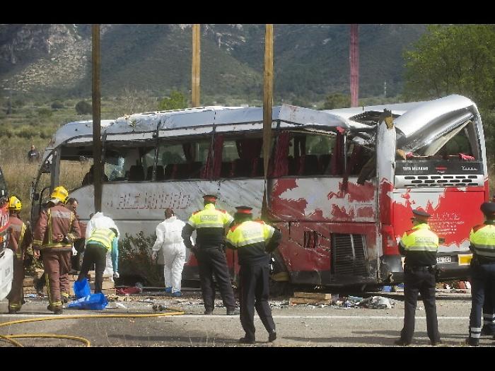 Bus Catalogna, Spagna riapre le indagini