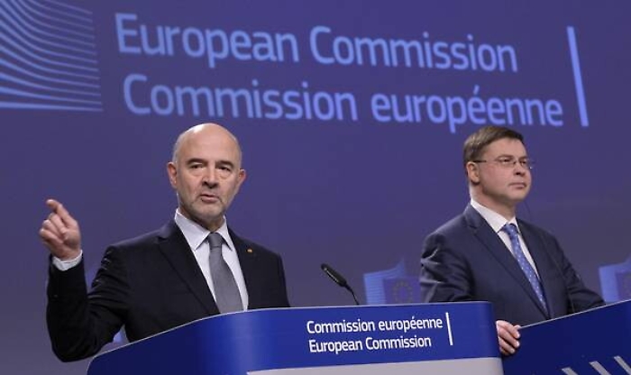 Ue, in Italia squilibri eccessivi, rischio per altri