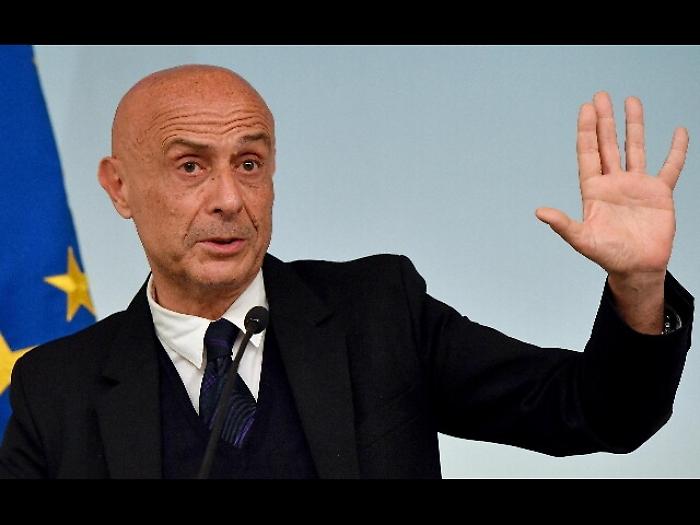 Minniti a Tripoli,intesa antitrafficanti