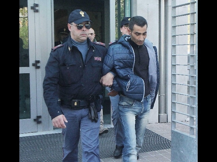 Uccise moglie e figlia,chiesto ergastolo