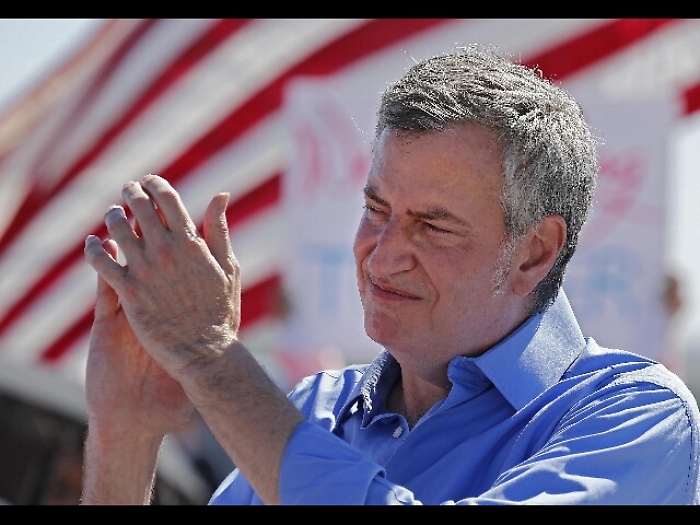 De Blasio, volo da 3mln per un evento