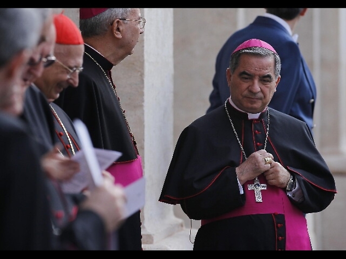 Mons.Becciu, preoccupano politiche Trump