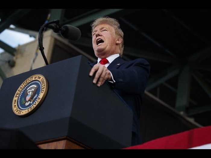 Trump: Cina ha rotto l'accordo, pagher&agrave;