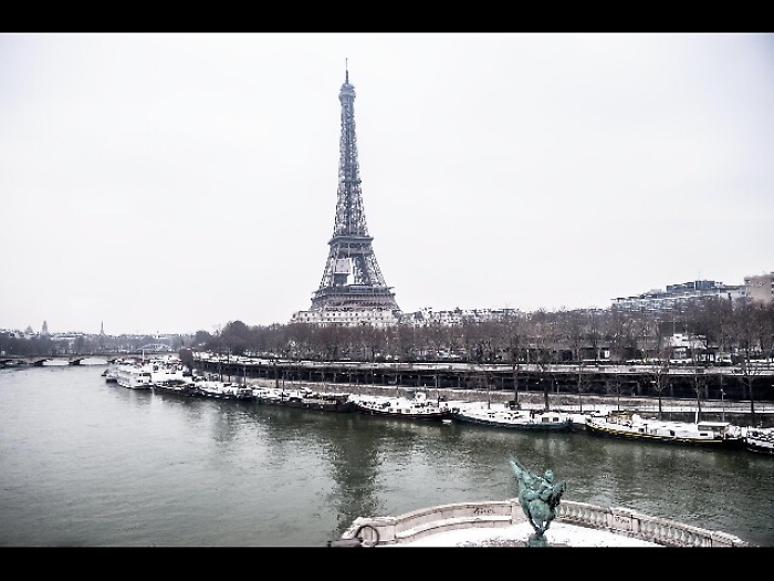 Francia,15anni et&agrave; minima consenso sesso