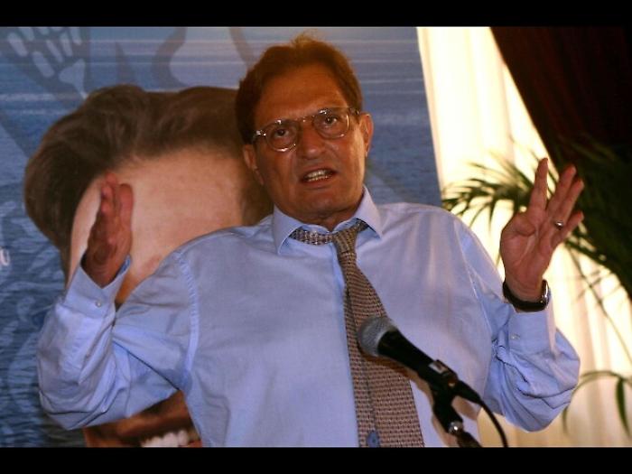 Sicilia: Crocetta fuori da elezioni