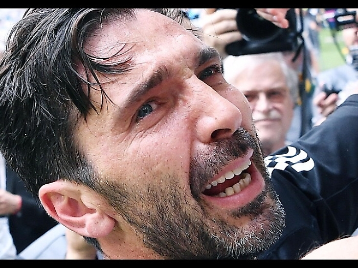 Buffon, visite mediche con il Psg