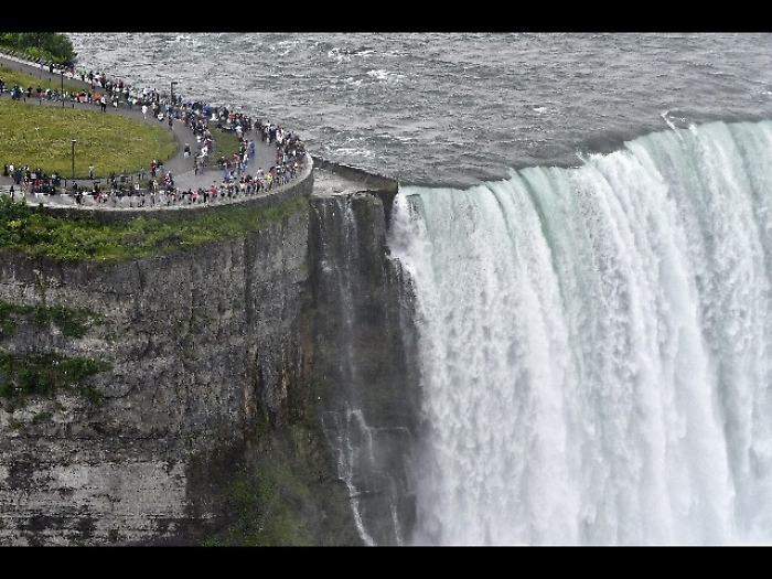 Canada: tre youtuber muoiono in cascata