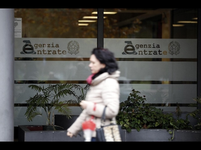 Fisco:Cgia, 5 mesi lavoro solo per tasse