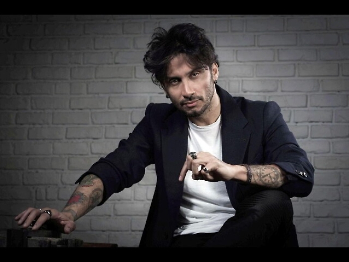 Fabrizio Moro, "Pace" parla di me