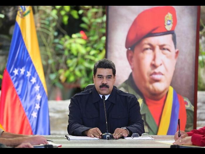 Venezuela: arrestati tre oppositori