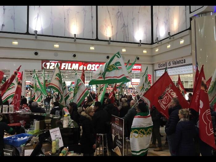 Mediaworld: proteste in tutta Italia