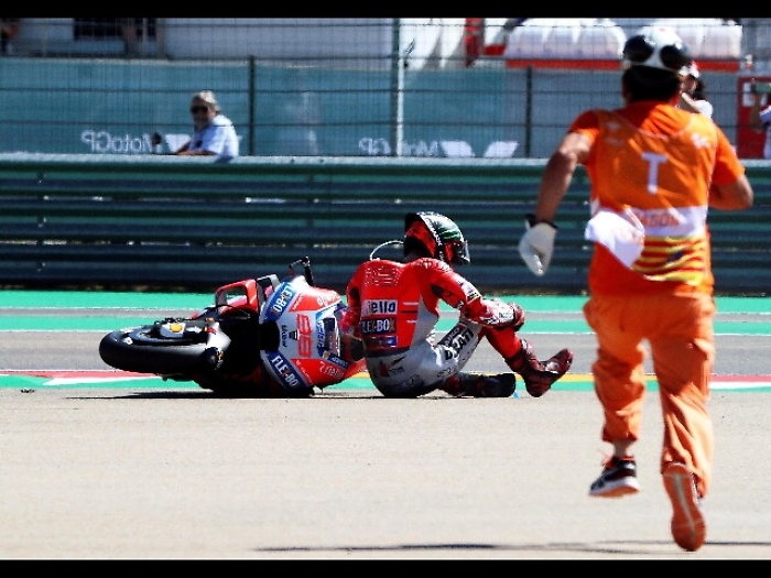 Moto: furia di Lorenzo su Marquez