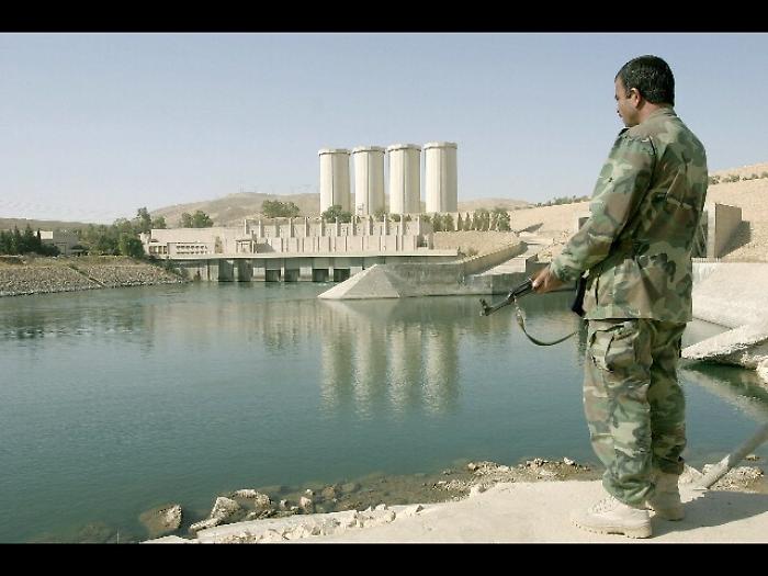 Iraq: governativi raggiungono il Tigri