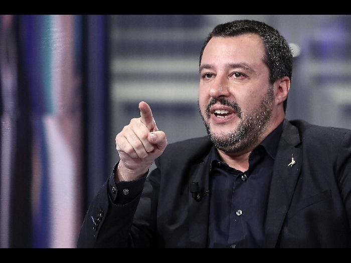 Salvini,pagheremo debiti P.a.con aziende