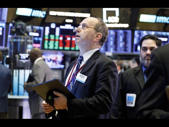 Borsa: Europa in calo, teme Usa-Cina