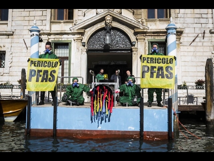 Uccise bandito, famiglia chiede danni