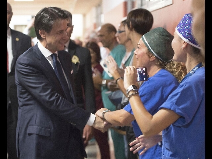 Conte, dialogo con tecnici