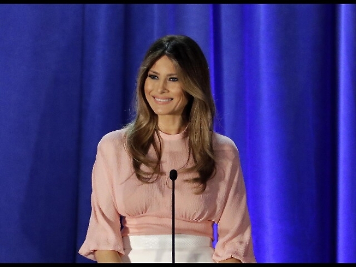 Armani:vestire Melania Trump, perch&eacute; no?
