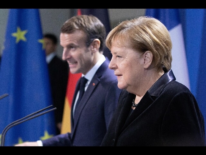 Brexit: Macron, l'accordo non si cambia