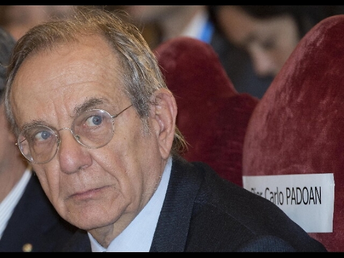 Padoan,no comment su Generali-Intesa