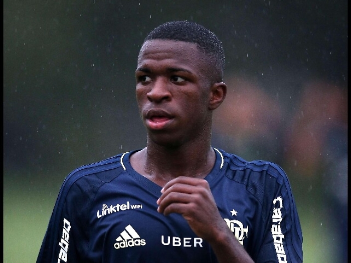 Real offre 45 mln per Vinicius jr