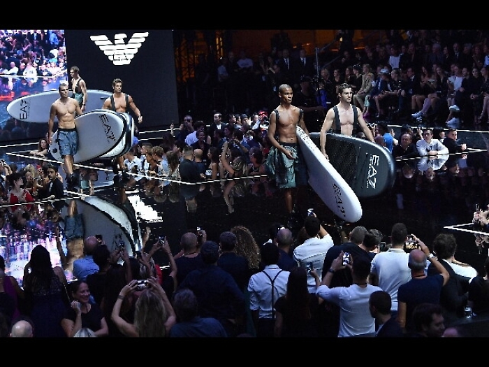 Emporio Armani con Robbie Williams show