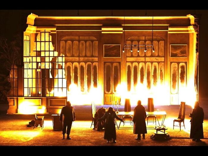 Scala, entusiasma kolossal Chovanscina